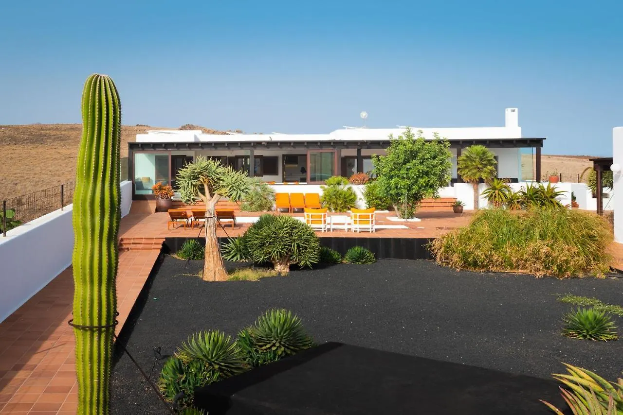 Villa Agave // Villa Cardon Puerto Calero 0*,