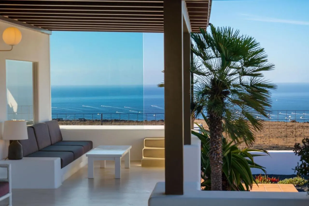 Villa Agave // Villa Cardon Puerto Calero 0*,  Spanje